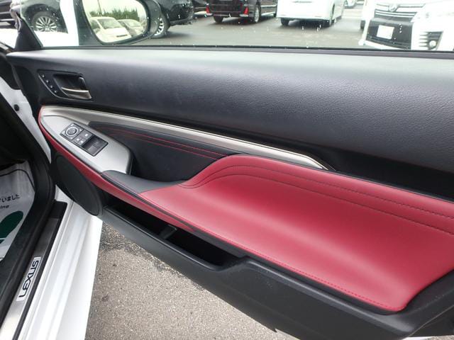 ■ 2016- Lexus RC